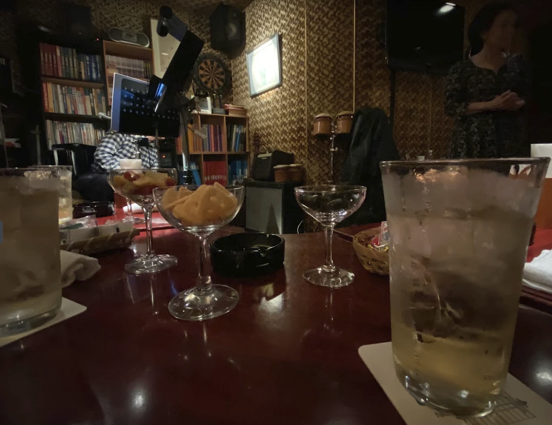 スナック門 店内写真